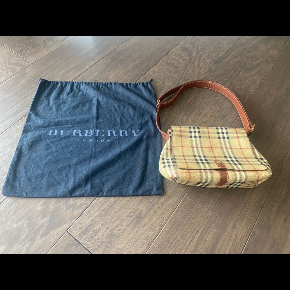 AUTHENTIC BURBERRY HAYMARKET PRINT SHOULDER HANDBAG